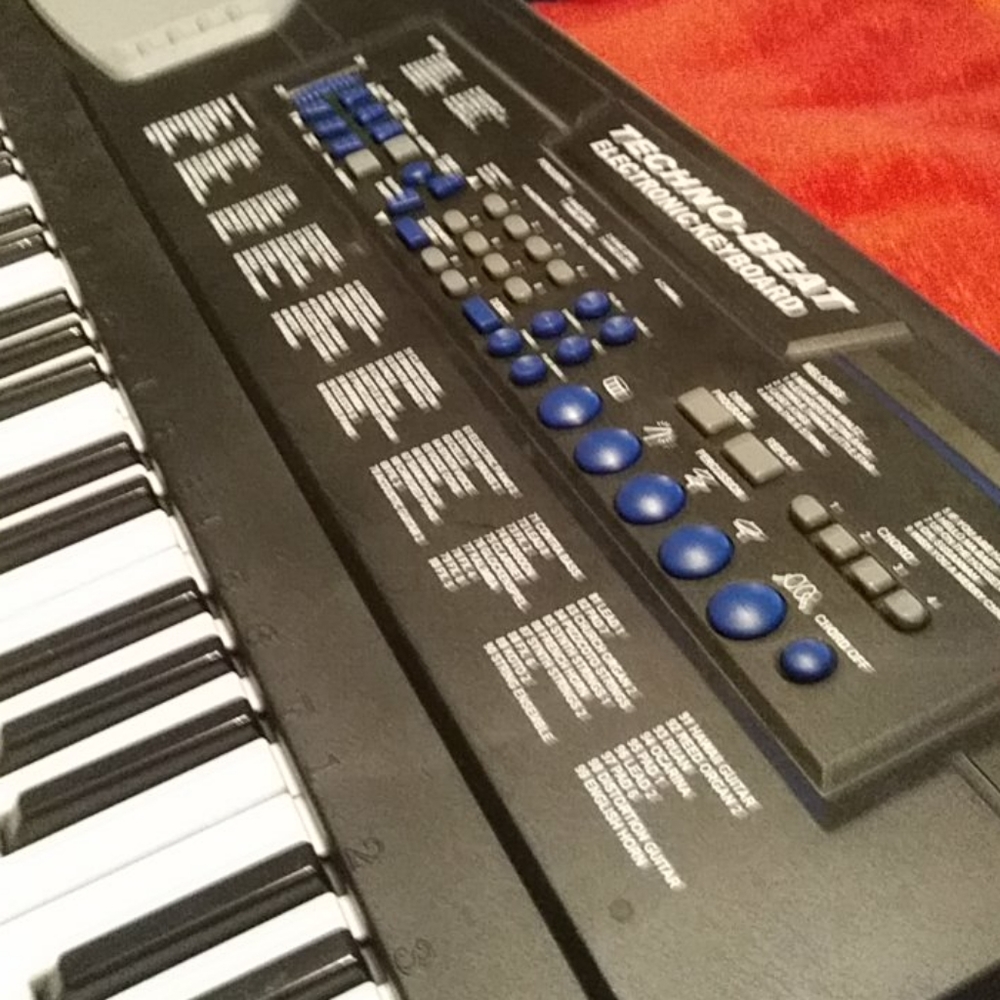 Keyboard - Picture 2 of 2